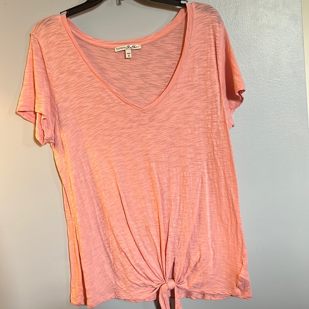 Express One Eleven tie front tee. Size L